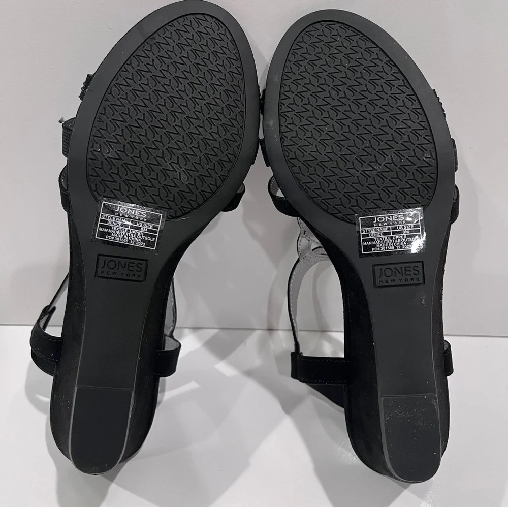 Jones New York Denice Embellished Strappy Wedge Sandal Elastic Ankle Black 8 NEW